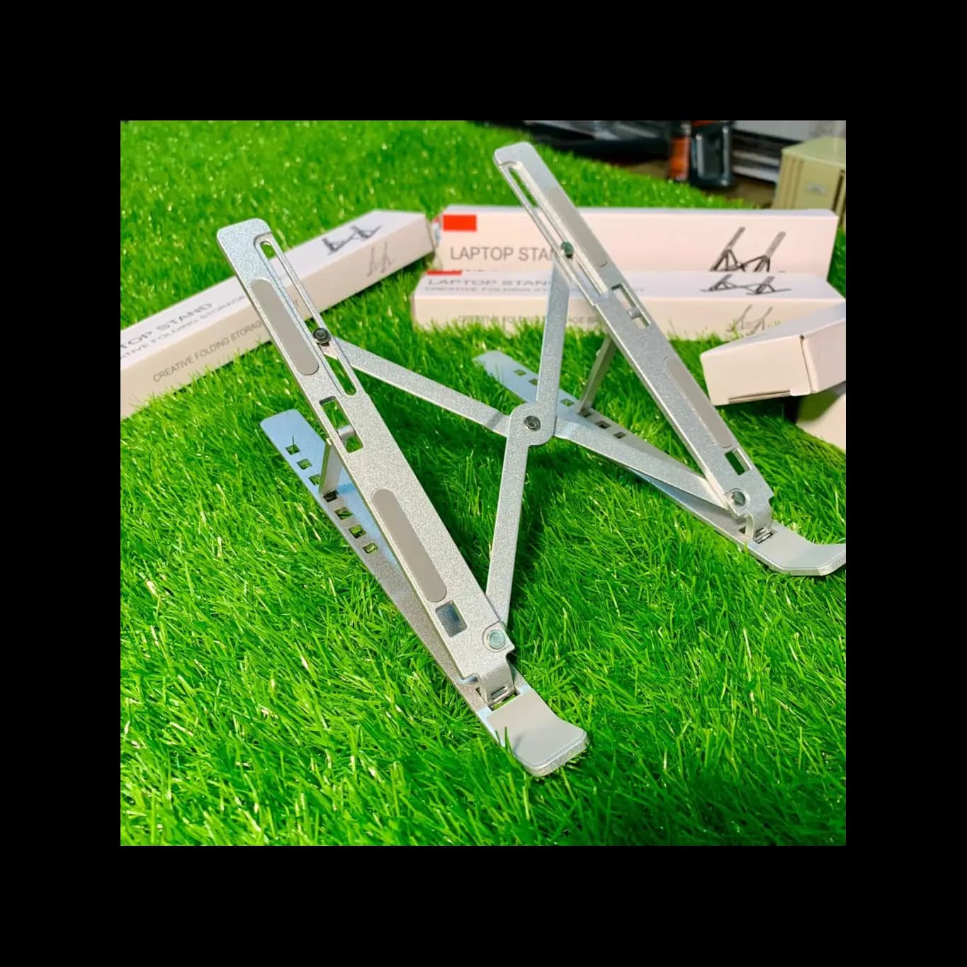 18 Inch Laptop Stand. Creative Folding Bracket Laptop Stand